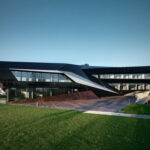 Vidre Negre Office Building, Cuneo, Italy, DaMilano Studio