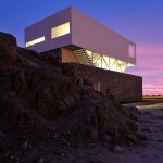 Beach House in Las Palmeras, Lima, Peru, Artadi Arquitectos